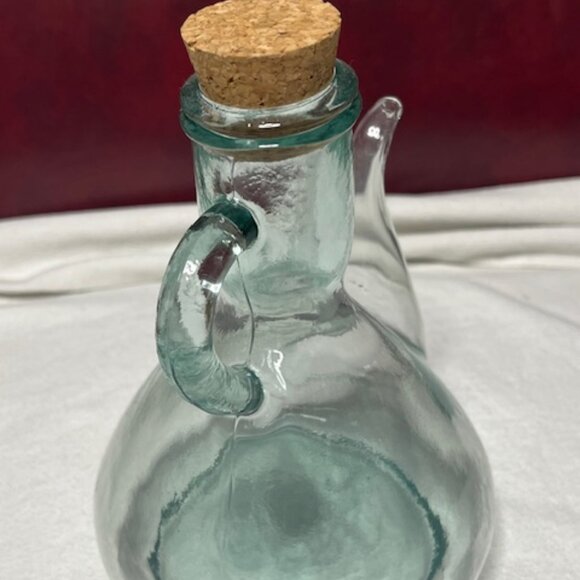 VTG Light Green Glass Pouring Bottle/Cruet for Oil or Vinegar w/Cork Stopper - Picture 3 of 11
